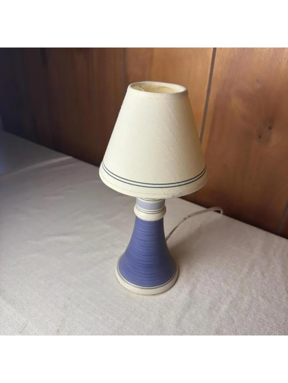Pfaltzgraff Table Lamp Blue Ceramic Lamp with Shade Cottage Farmhouse 10.5 Inch